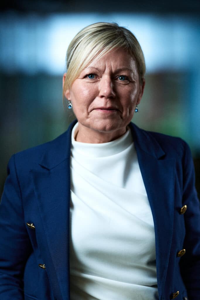 Christina Beck Services Manager Cetec Energy