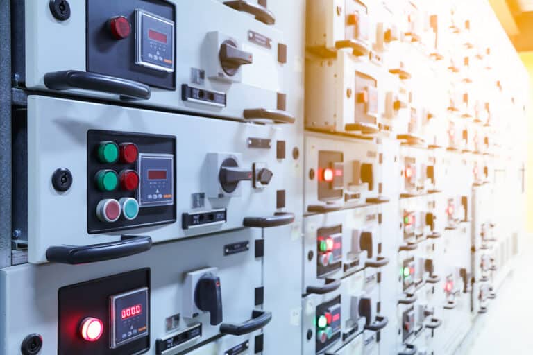 Electrical Retrofit of Relay System - Elektrisk retrofit af relæsystem