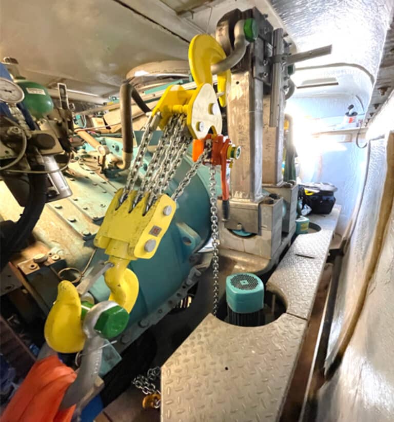 Custom lifting and fixation solution for wind turbine bed frame repair