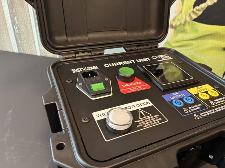 Current Unit test box for simulating current during low-voltage switchboard drawer testing.jpeg